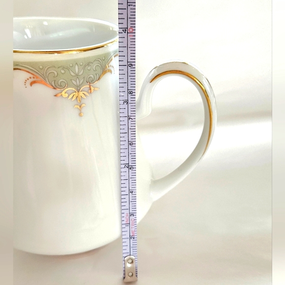 "Valhala" covered cream and sugar by Mikasa. - Picture 10 of 12